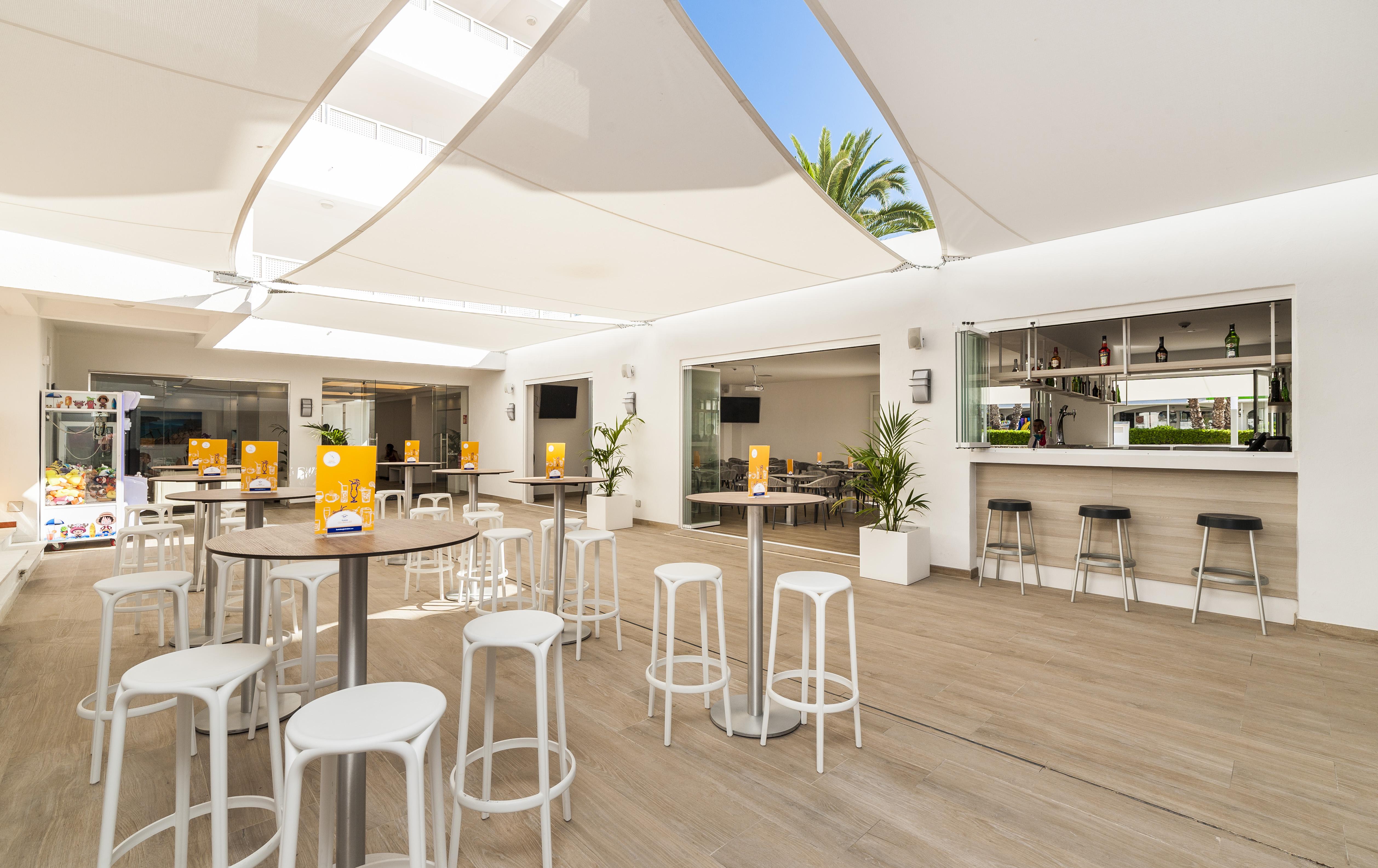 Apartamentos Globales Lord Nelson (Adults Only) Santo Tomas Bagian luar foto